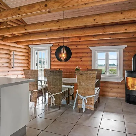 In With House Sea View Дом отдыха Gorlev