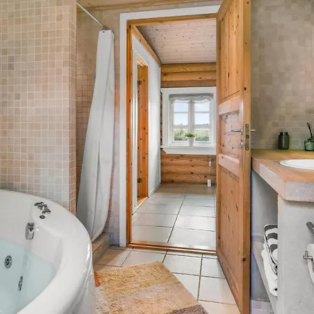 Holiday home In With House Sea View *
