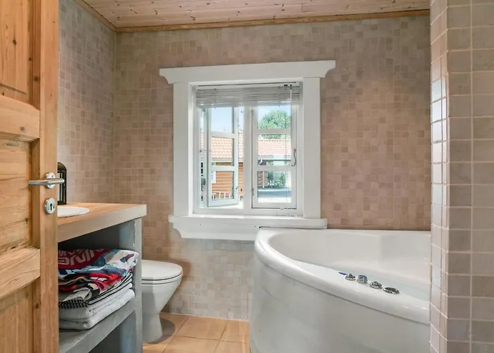 Semesterbostad In With House Sea View